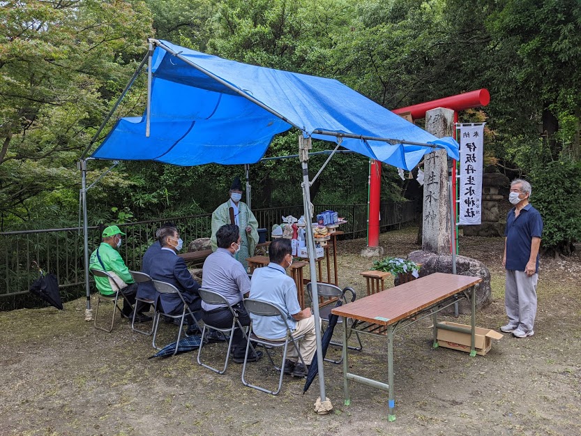 伊坂ダム「丹生水神社」にて安全を祈願し祭礼を催行